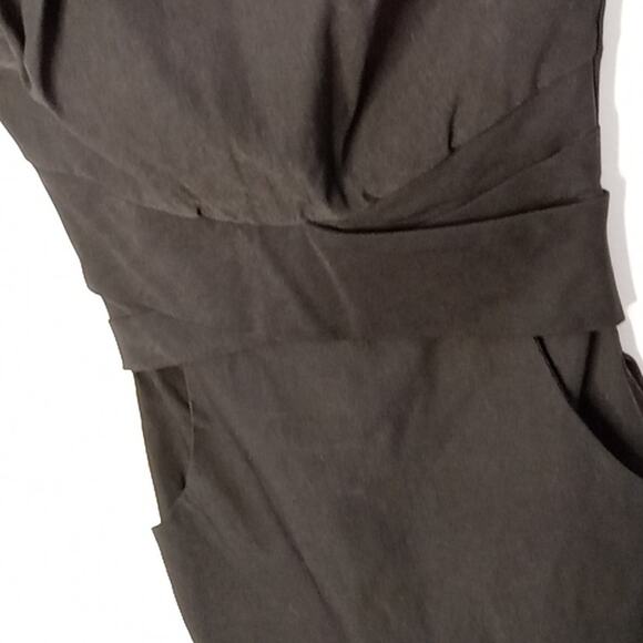 teezeme Juniors Size 1 Black Sleeveless Cross Waist Sheath Dress With Pockets - Picture 4 of 10